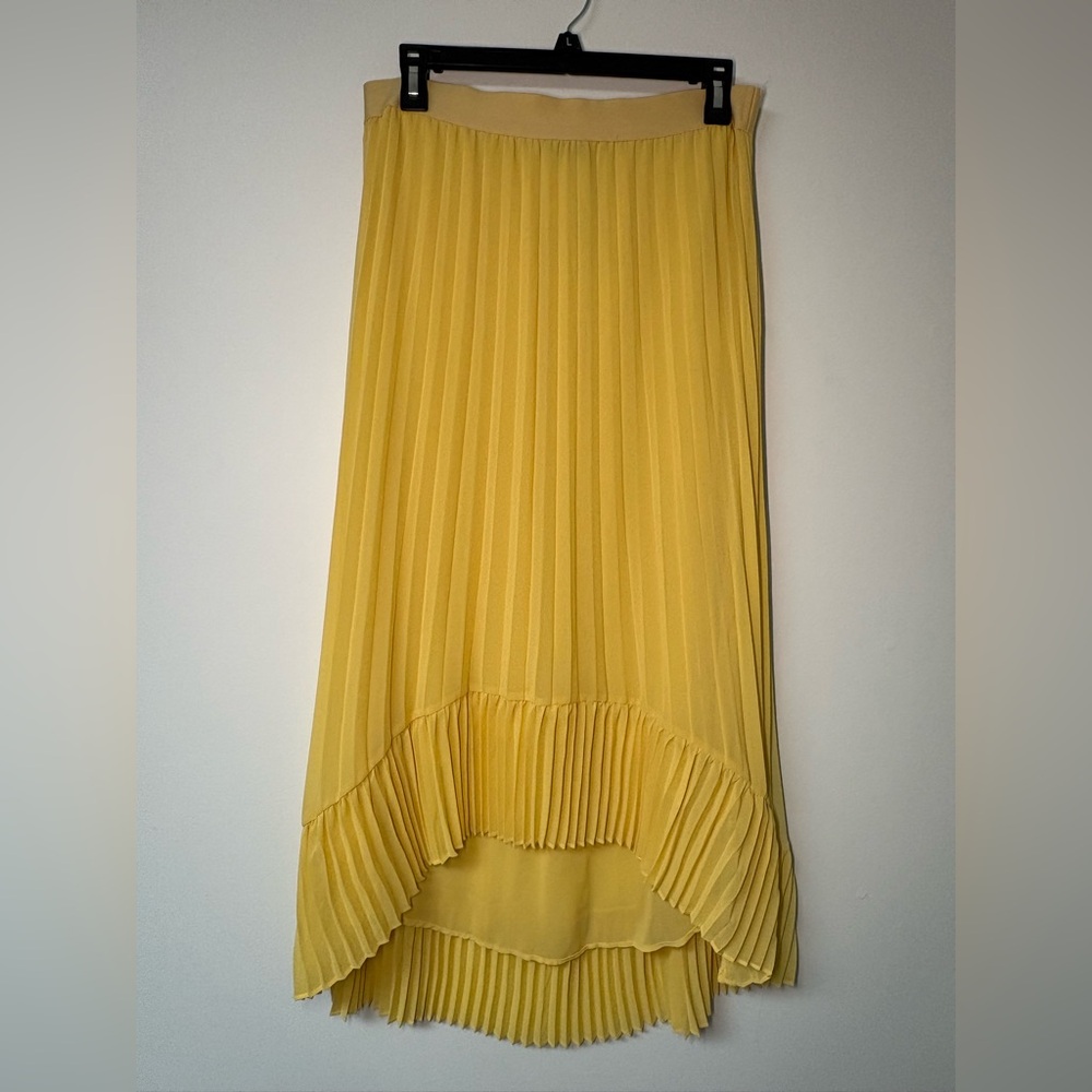 NWT | Women’s Madison A-Line Skirt | Vibrant Yellow | Pleats & Ruffle | Stunning